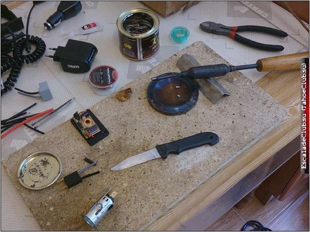 137.Дополнительная розетка 12V у переключателя света (3)